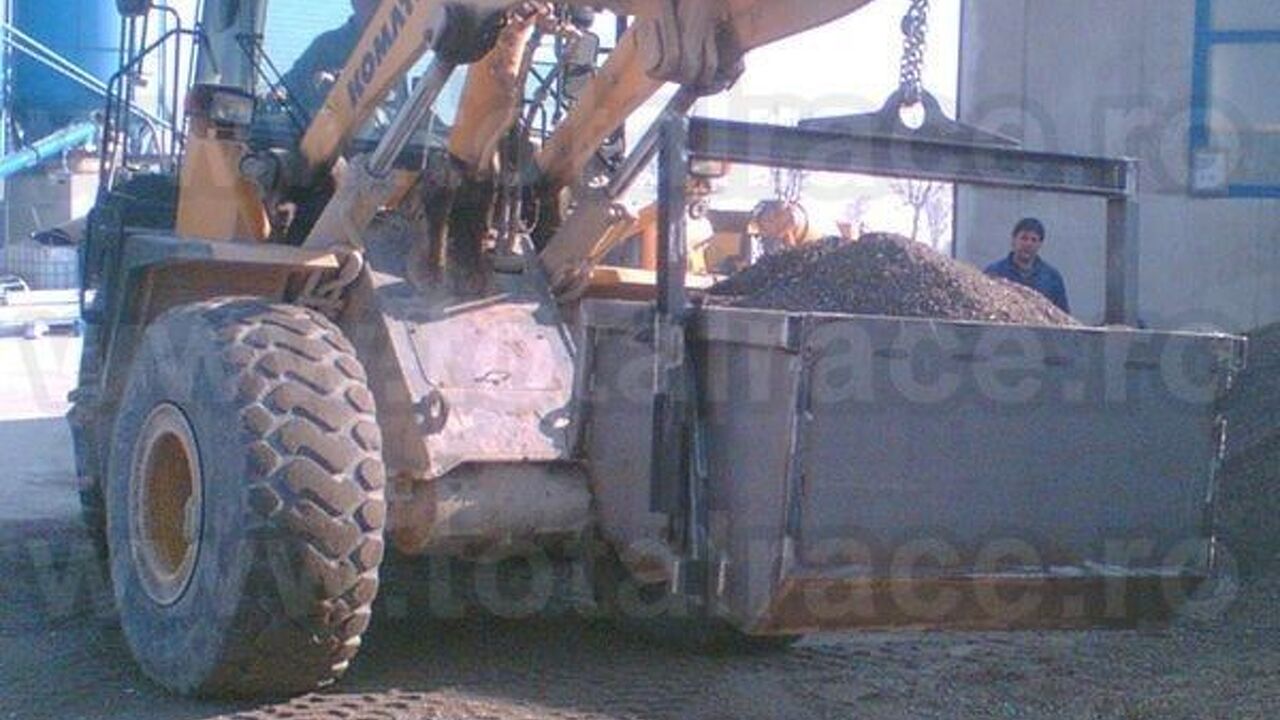 Bene macara autodescarcare Bena basculabila Haba metalica Bene macara autodescarcare Bena basculabila Haba metalica