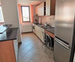 Inchiriez apartament 2 camere mobilat et. 2/5