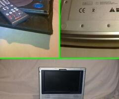 DVD player portabil 7 inch 2 buc. Husa si Telecomanda