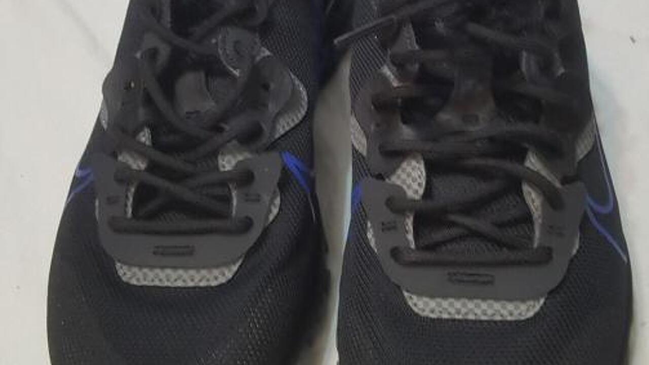 package Imperative Best Vand adidasi nike noi ! - Imbracaminte, Incaltaminte - Botosani - ROAnunt - Site anunturi gratuite online package Imperative Best Vand adidasi nike noi ! - Imbracaminte, Incaltaminte - Botosani - ROAnunt - Site anunturi gratuite online