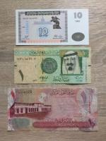 Bancnote din Sao Tome, Zimbabwe, Azerbaidjan,Arabia S.,Armenia,Bahrain