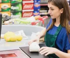 CASIERA SI Femeie la Raionul de Mezeluri-SUPERMARKET-SANMARTIN