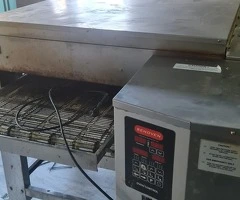 Cuptor covrigi , pizza tip tunel / Cuptor pizza covrigi cu banda Horeca bucuresti