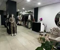 Haine pentru femei in blocul DC5 Ramnicu Valcea