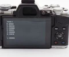 Olympus OMD E-M5 Mark II + accesorii