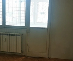 Garsonieră spațioasă poziție excelentă aproape de parc și metrou