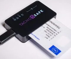 Cititor de tahografe si carduri Tacho5Safe