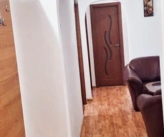 Persoană fizică  .Apartament 3 camere ,D, 71mp,Mircea cel Bătrân