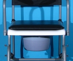 Scaun cu rotile si wc