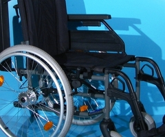 Scaun cu rotile din aluminiu Dietz - latime sezut 40 cm