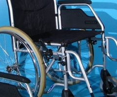 Scaun cu rotile  Meyra - latime sezut 47 cm