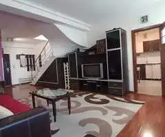 Proprietar ofer penthouse 108 mpu, 3 camere, 2 bai, centrala, parcare, AC. Cartierul Latin