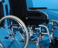 Scaun cu rotile din aluminiu - B+B