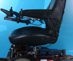 Scaun cu rotile nepliabil pentru adulti