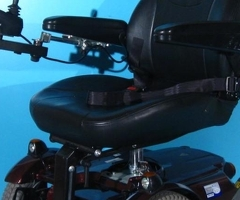 Scaun cu rotile nepliabil pentru adulti