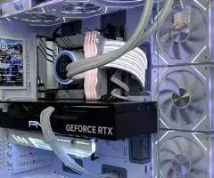 Service IT Profesional - Reparatii Laptop - Service PC - Instalare Windows la Domiciliul Clientului