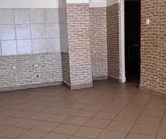 Spațiu comercial , servicii diverse