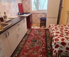 Particular inchiriez 3 camere Politehnica