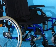 Scaun cu rotile din aluminiu  Breezy - latime sezut 60 cm