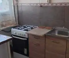 Garsonieră de închiriat – fix la metrou Dristor 2 – 350 € negociabil