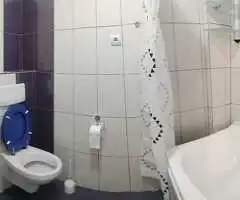 inchiriez garsoniera cu parcare