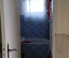 vand apartament 2 camere
