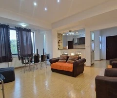 Stefan cel Mare spatios in bloc tip vila