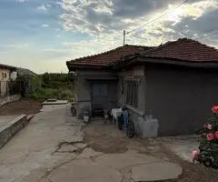 Catelu - Metrou Anghel Saligni, casa batraneasca cu teren 600mp