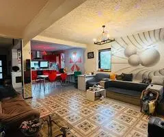 Vând casă modernă(An 2019) Curte uriașă 1267 mp cu facilități deosebite 220000 E