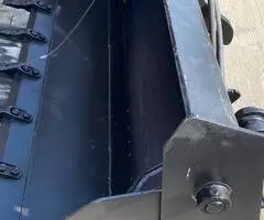dE VANZARE cupa multifunctionala JCB 2CX