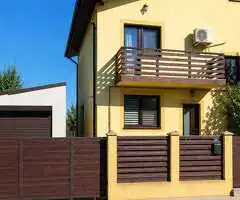 Casă P+1E cu 540 mp teren, garaj și curte amenajată – Dealul Verde, Vidra