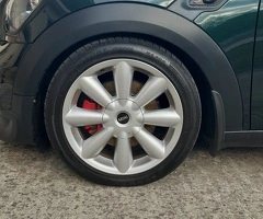 Set Jante aliaj usor 18" cu anvelope DOT 2024 orig Mini Countryman R60