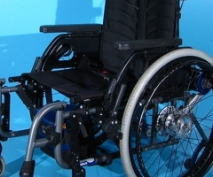 Carucior electric pliabil invalizi AAT V-Max   Sopur