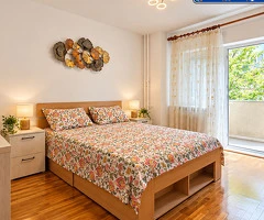 Apartament 3 camere, 2 bai, 3 balcoane | Renovat | Mobilat | Utilat