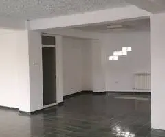Piata Bobocica parter, etaj 1 impreuna sau separate
